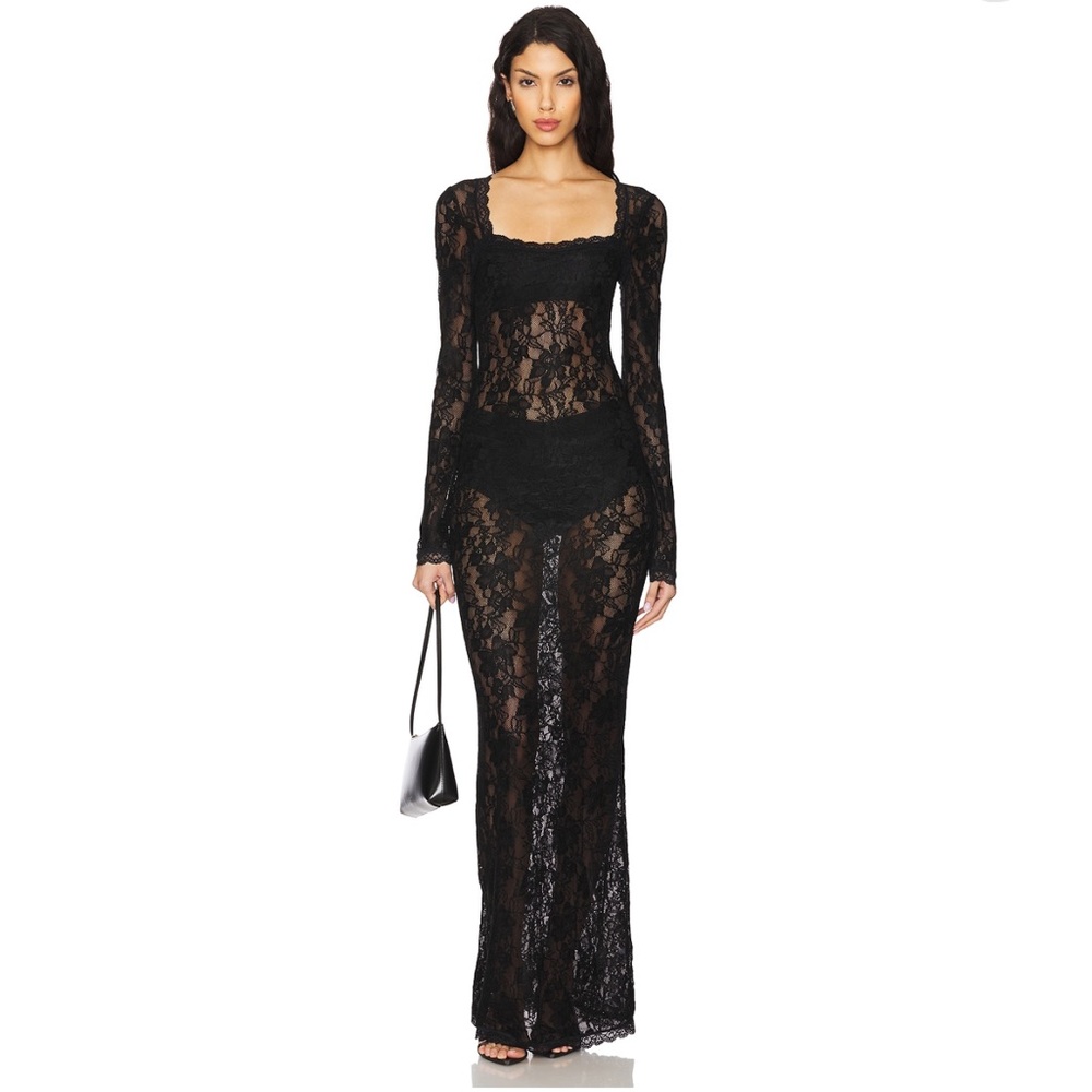 superdown Black Lace Maxi Dress